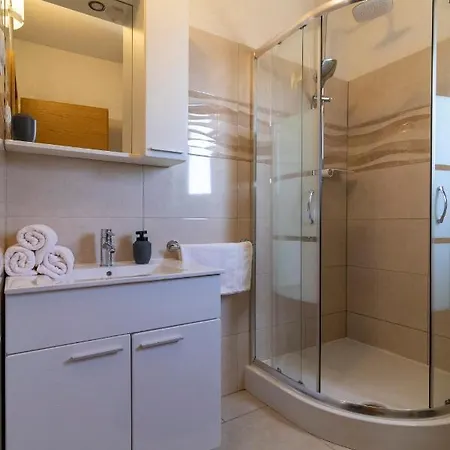 Apartman Olivia *